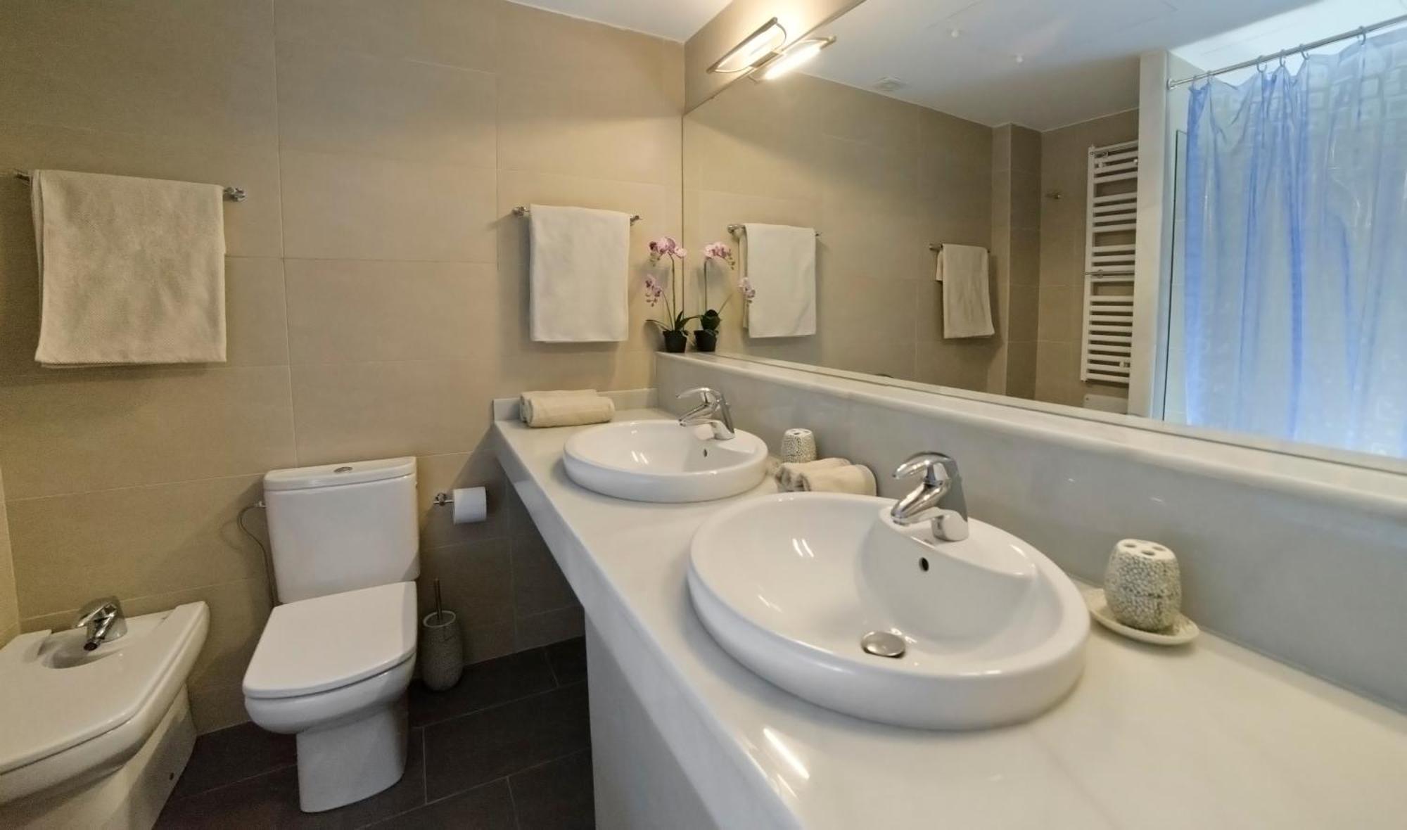 Duplex Moderno 3 Hab Parking, Vistas Al Mar Y Terraza Lägenhet Sitges Exteriör bild